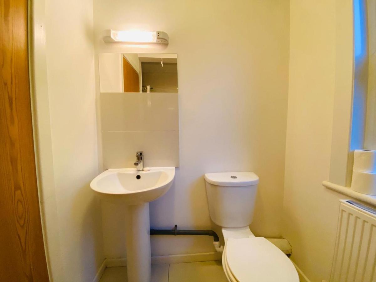 77 B Brailsford Road, Brixton, Sw2 2tb